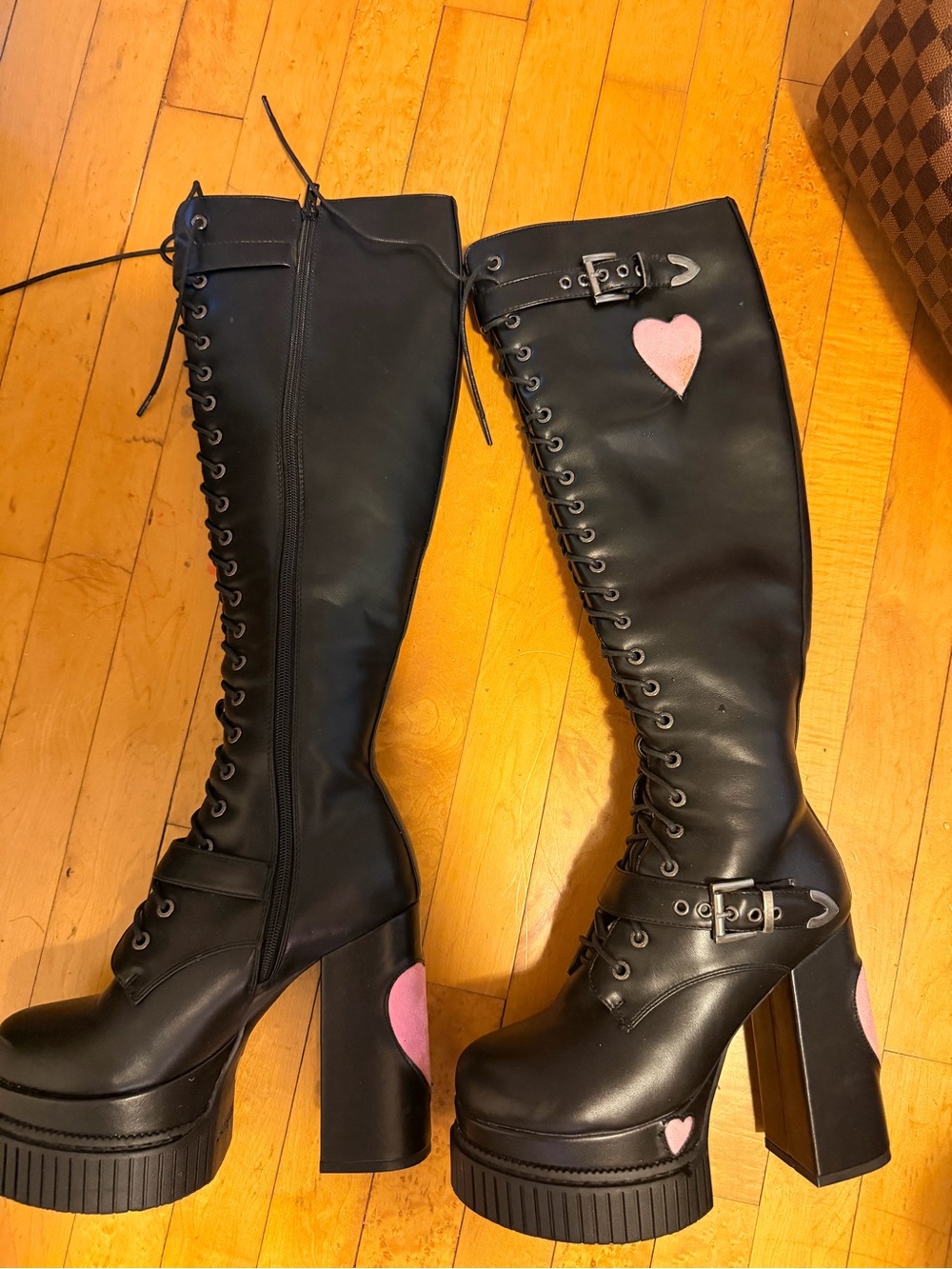 Black Knee-High Platform Lace-Up Boots with Pink Heart Accents - Picture 2 of 4